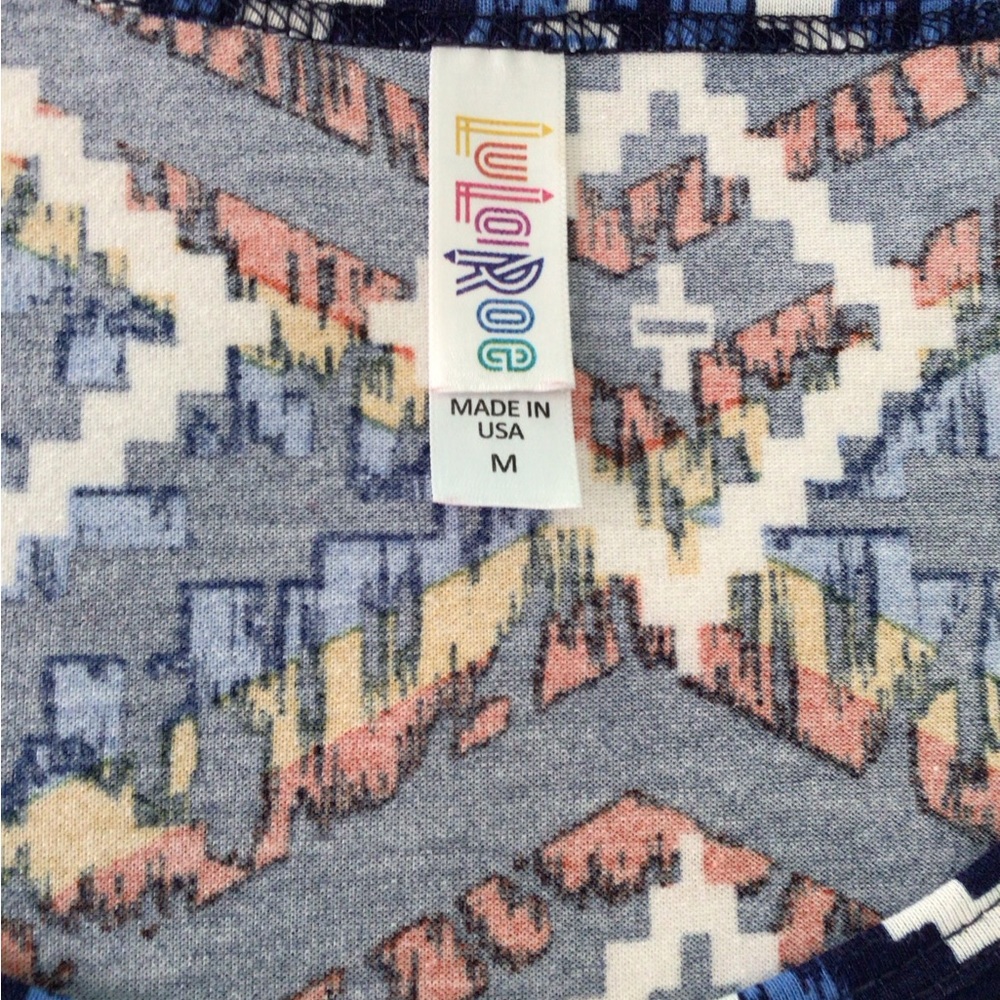 Top - LuLaRoe - Picture 6 of 7